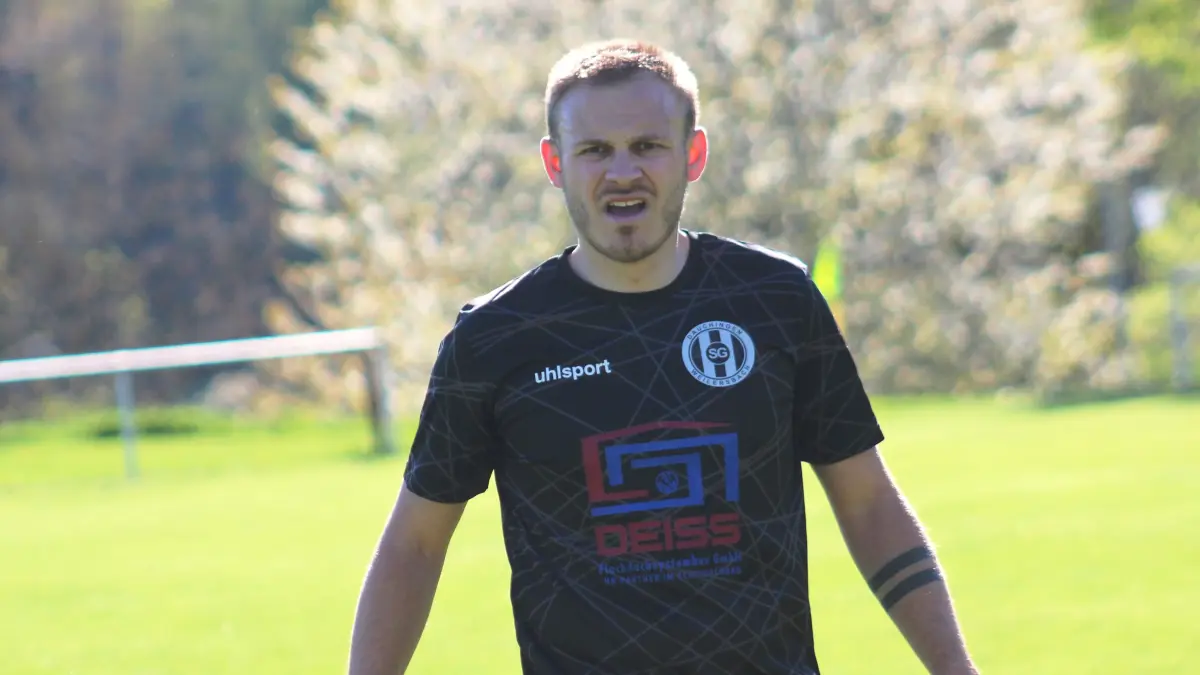 Tom Zepf verwandelte beim 4:2-Sieg in Furtwangen am Mittwoch für Dauchingen/Weilersbach einen Elfmeter.