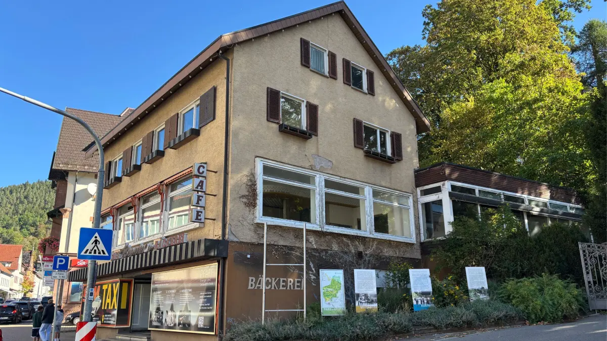 Lange stand das ehemalige Café Brantner an der Oberndorfer Straße leer.