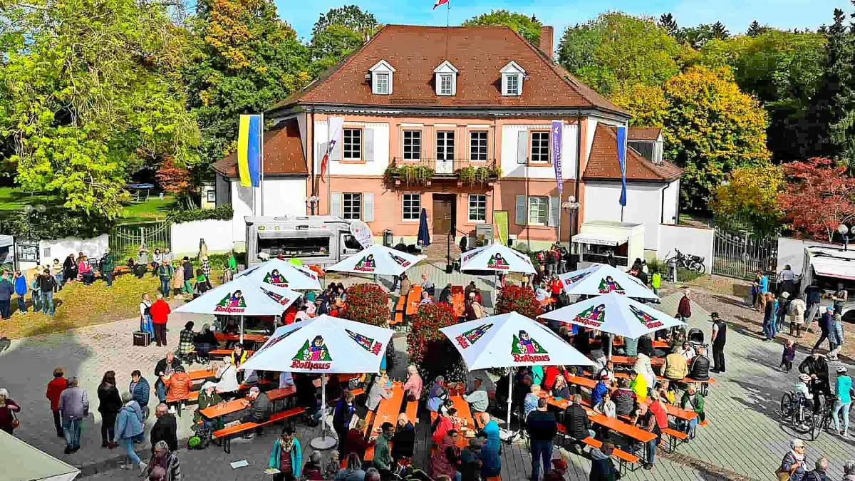 Naturparkmarkt und verkaufsoffener Sonntag sind am Sonntag, 11. Oktober in der Bad Dürrheimer Innenstadt.