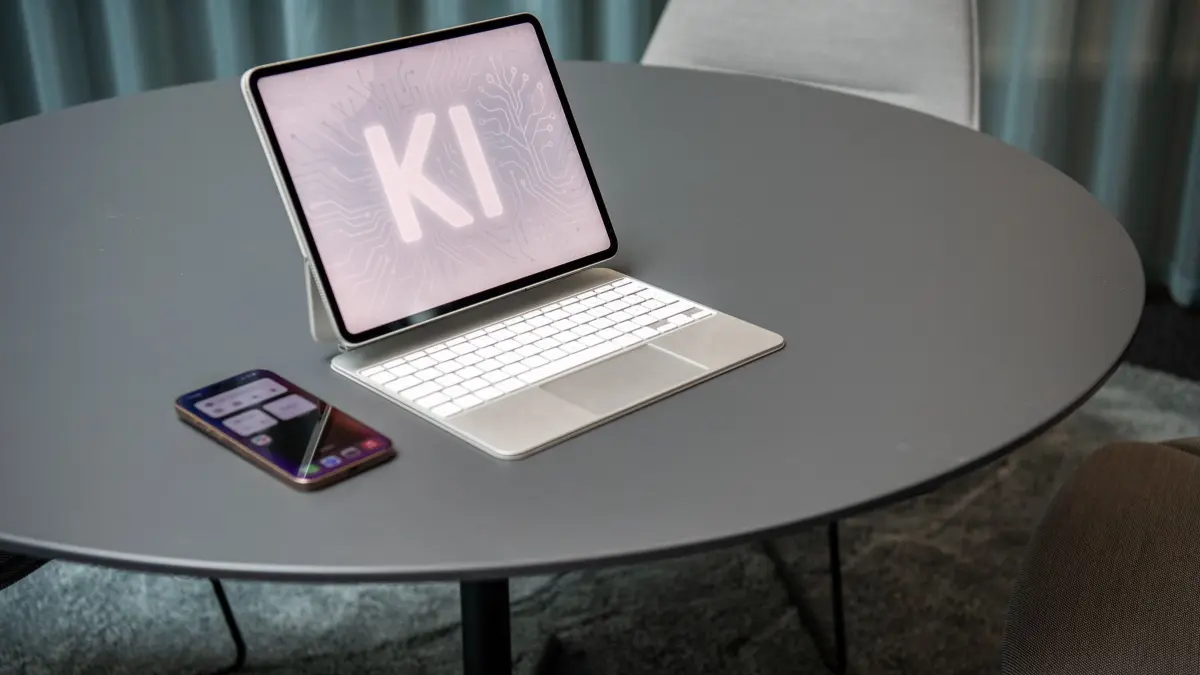 Der Einsatz von KI gewinnt auch in der Verwaltung an Bedeutung. Die Gemeinde Neuried möchte nun eine Software testen, die das Erstellen von Protokollen für Sitzungen deutlich erleichtern soll.