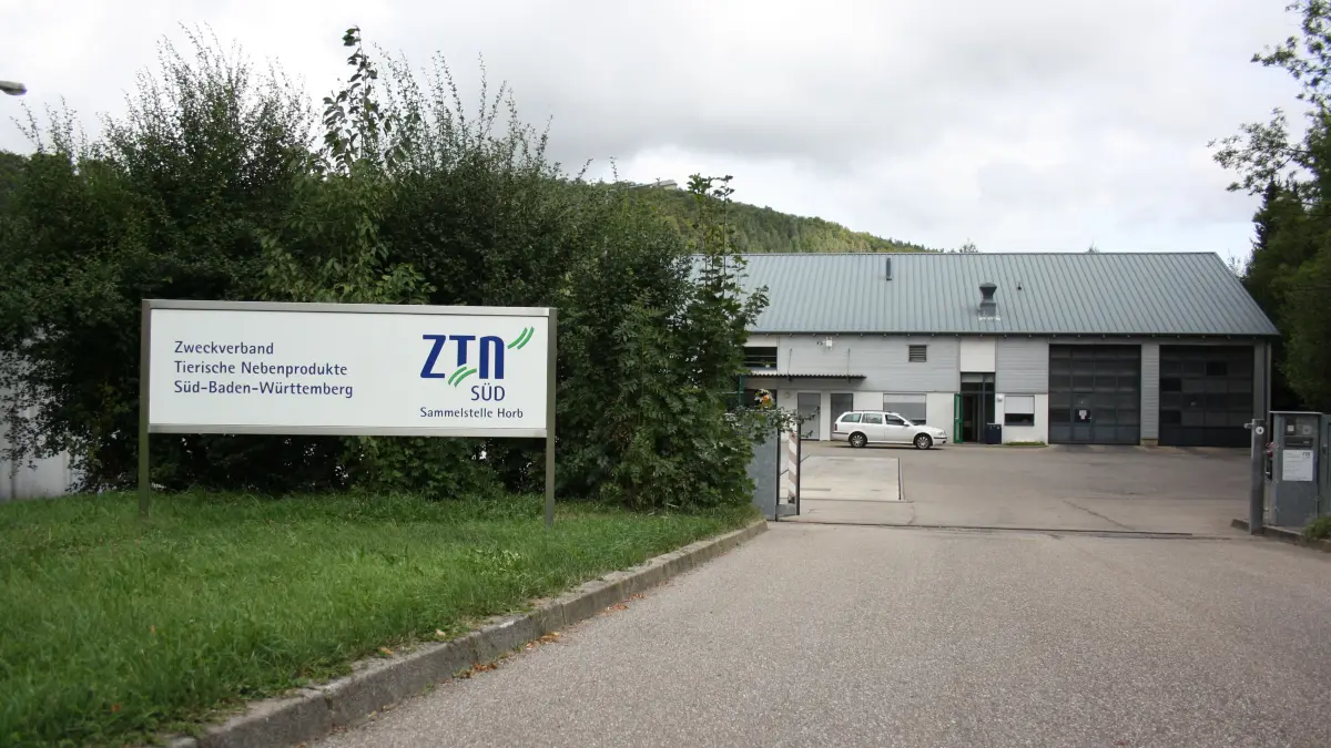 (ohne Überschrift): Vorsicht: Dieses Foto ist möglicherweise nur für den einstigen Verlag Schwäbisches Tagblatt verwendbar. Tierkörpersammelstelle ZTN Horb