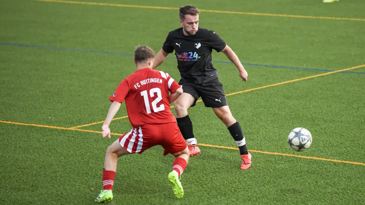 Yanic Pinto Lopes und der FC Wittlingen behielten in Huttingen die Oberhand.