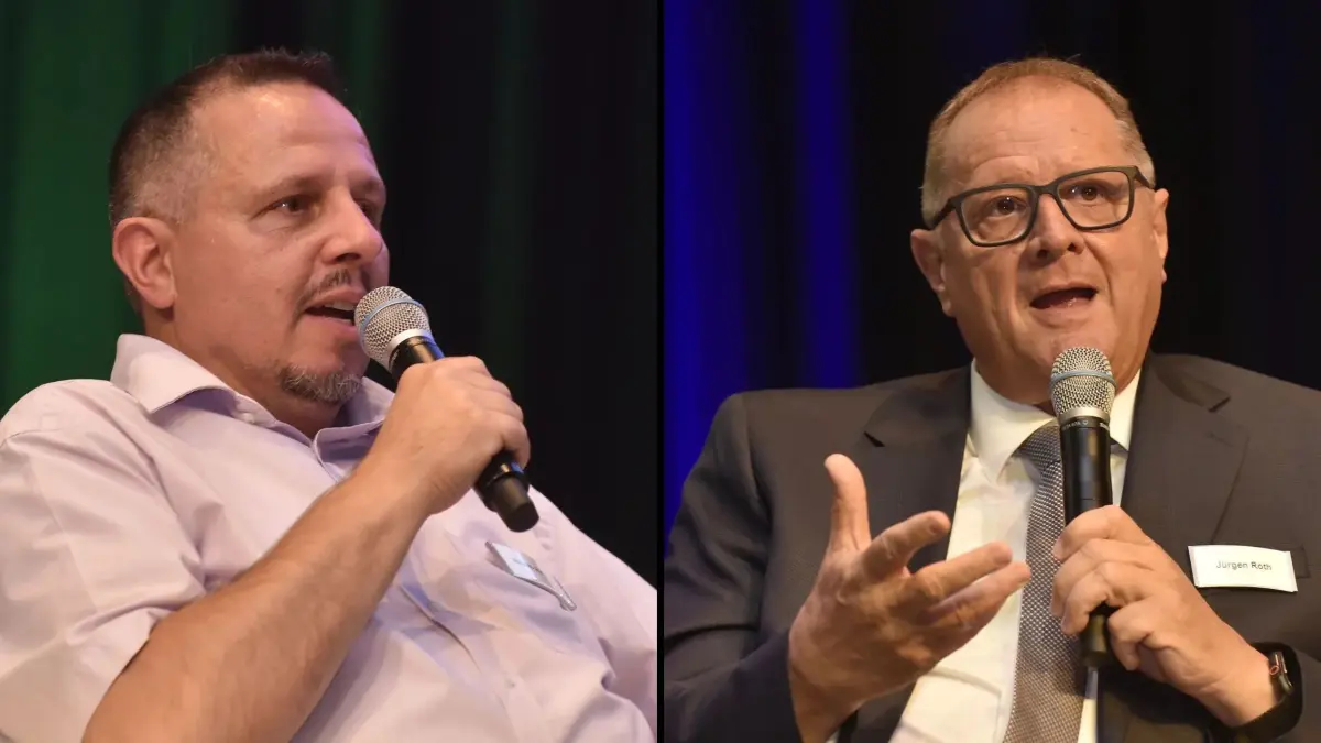 Nicolò Regina und Jürgen Roth präsentierten sich unter anderem auf dem Podium des Schwarzwälder Boten und der Neckarquelle. Welchen Eindruck sie hinterließen? Wir haben nachgefragt.