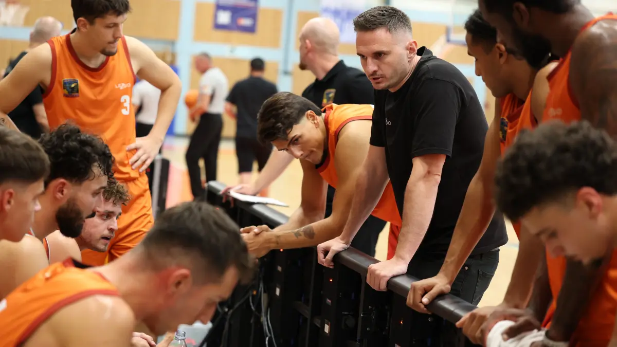 Die Black Forest Panthers starten zuhause gegen Lich in die neue Regionalliga-Saison.