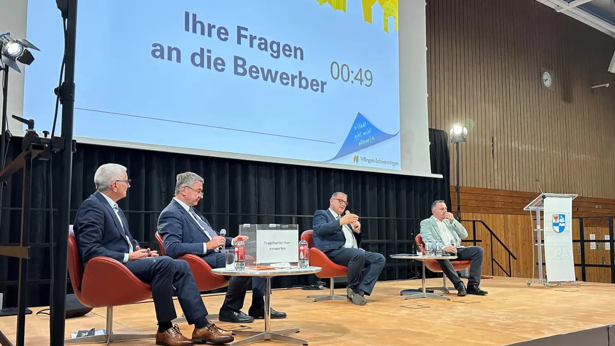 Der Countdown zur OB-Wahl in VS läuft. Ein letztes Mal stehen sich die beiden Kandidaten auf einer Bühne gegenüber. Und sie präsentieren sich anders als noch zu Beginn des Wahlkampfs.