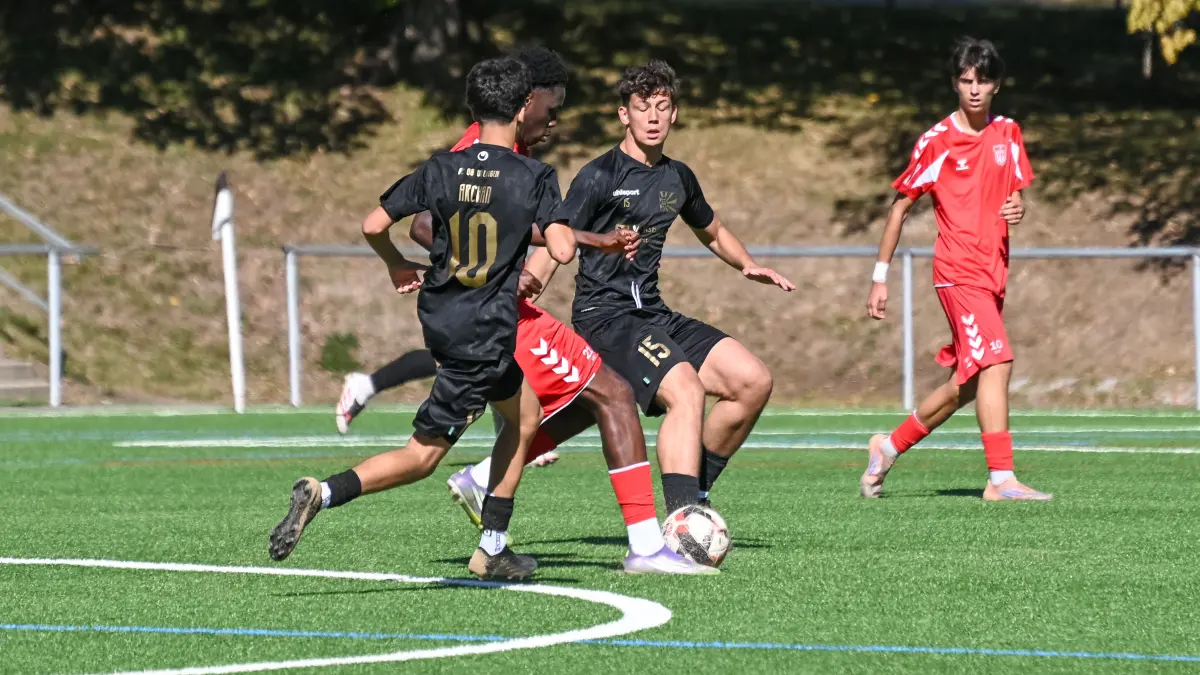 #10 Kerim Archan. #15 Yehor Shykov (FC 08 Villingen, schwarz)
beim Spiel B-Jugend FC 08 Villingen vs FV Lörrach-Brombach am 26.09.2026 in Villingen