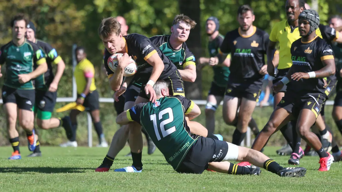Schwer taten sich die Rugbyspieler aus Rottweil gegen die Gäste aus Luxemburg, ehe der dritte Saisonsieg unter Dach und Fach war.