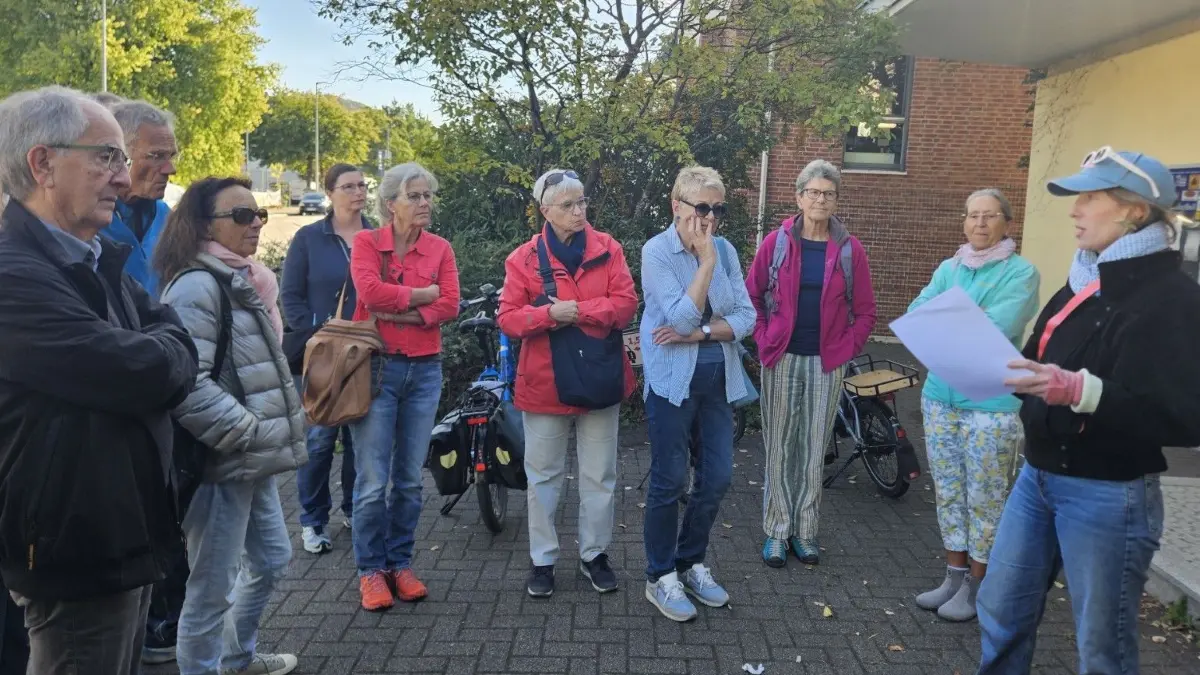 Neben der Grenzacher Markgrafenhalle lebte Wilhelm Fels, für den der erste Stolperstein am Freitag verlegt wurde.