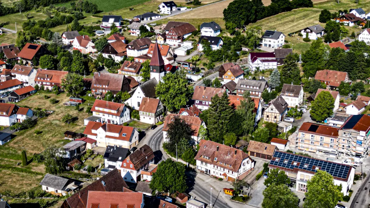 In Neuweiler rumort es: Gemeinderäte und Bürger wollen vom Bürgermeister besser informiert werden.