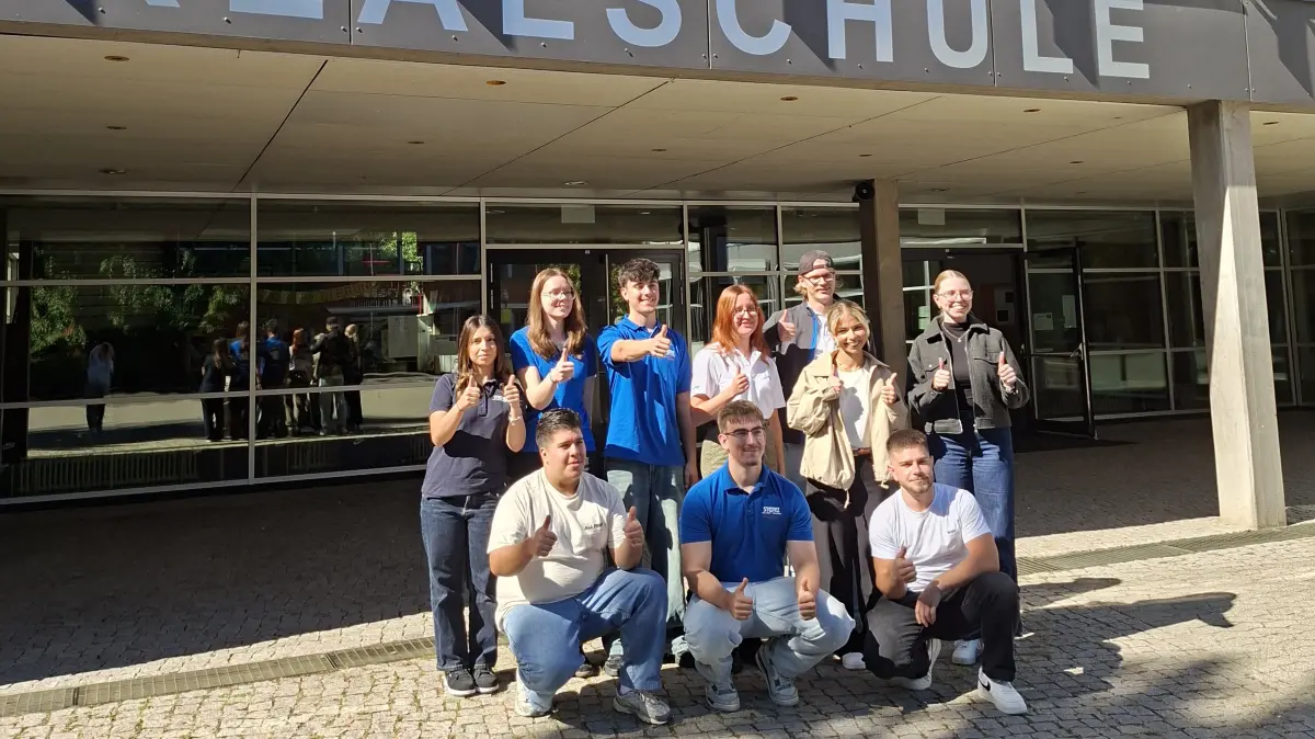 Ausbildungsbotschafter bringen die Berufswelt ins Klassenzimmer der Realschule