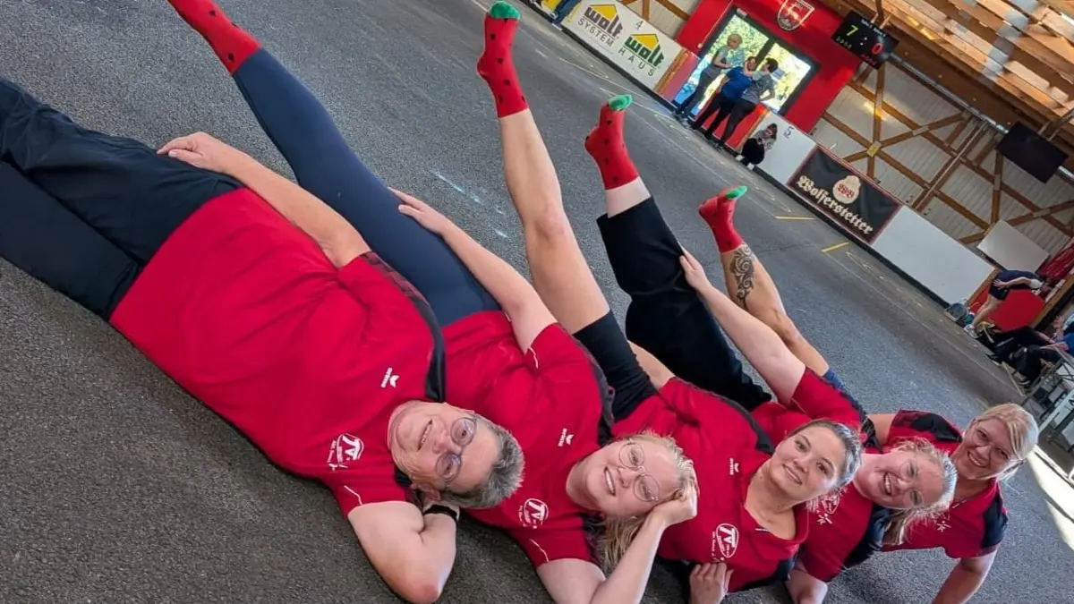 Bei der Deutschen Meisterschaft verpasst das Damenteam des TV Ebhausen die Page Playoff nur knapp und erreicht am Ende den fünften Platz