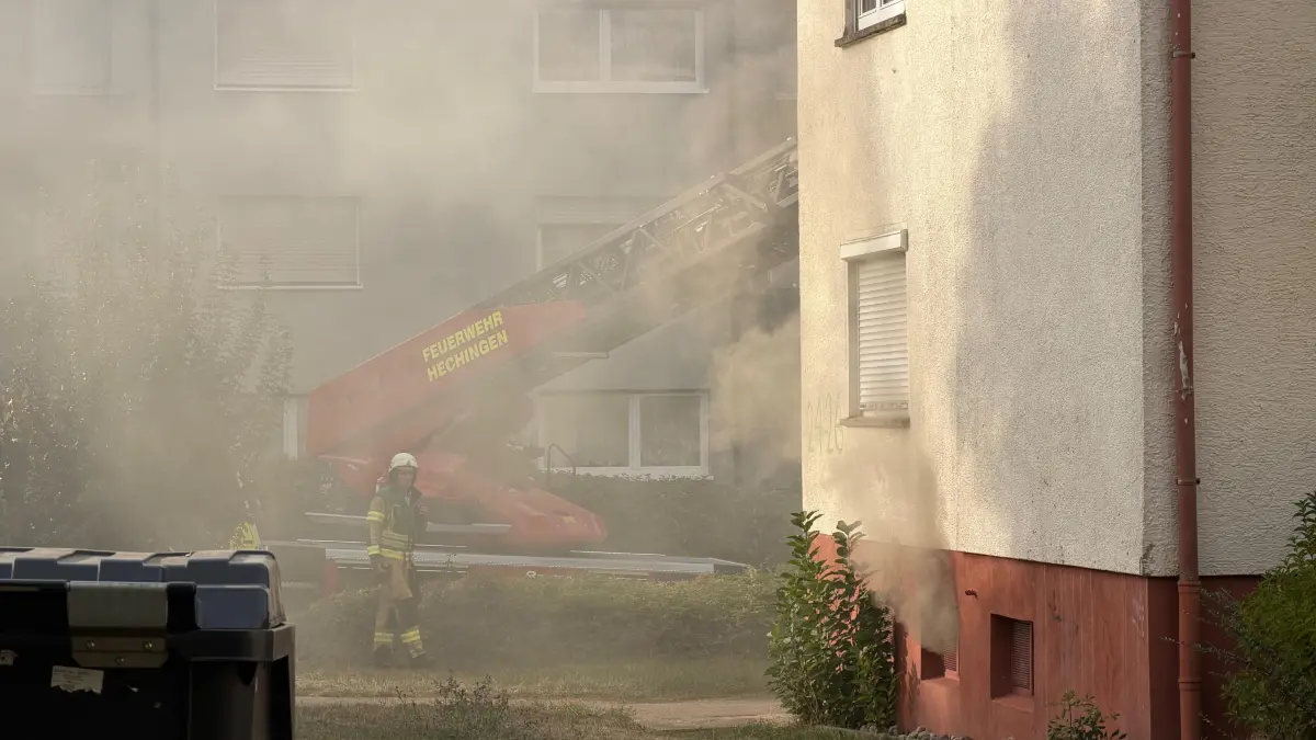 Die Feuerwehr ist im Einsatz in Hechingen.
