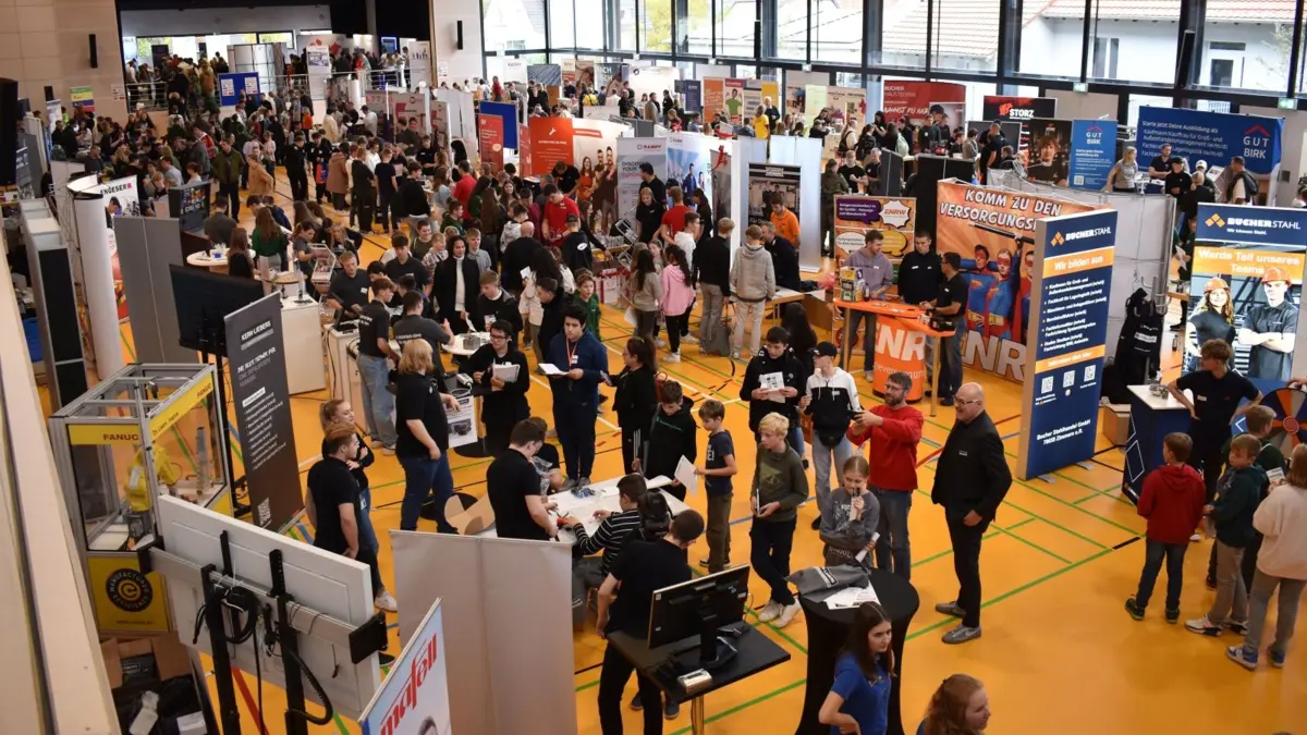 Viel los bei der Grund- und Realschule Villingendorf. Das Regionale Berufsforum hat sich fest etabliert.