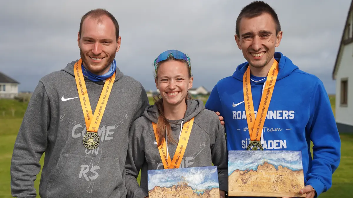 Patrick Brucker (von links), Natalie Wangler und Jonas Müller waren in Schottland sehr erfolgreich.