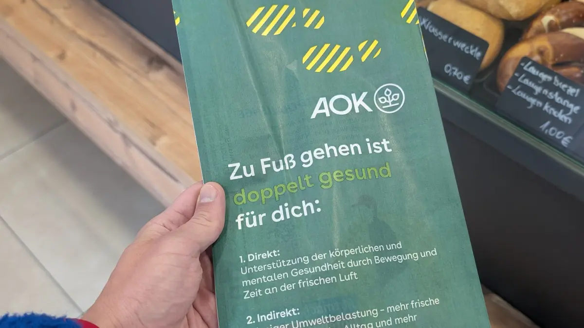 Die Stadt Lahr wirbt für die Brötchentütenaktion und Lauf-Challenge der AGFK und der AOK in Baden-Württemberg
