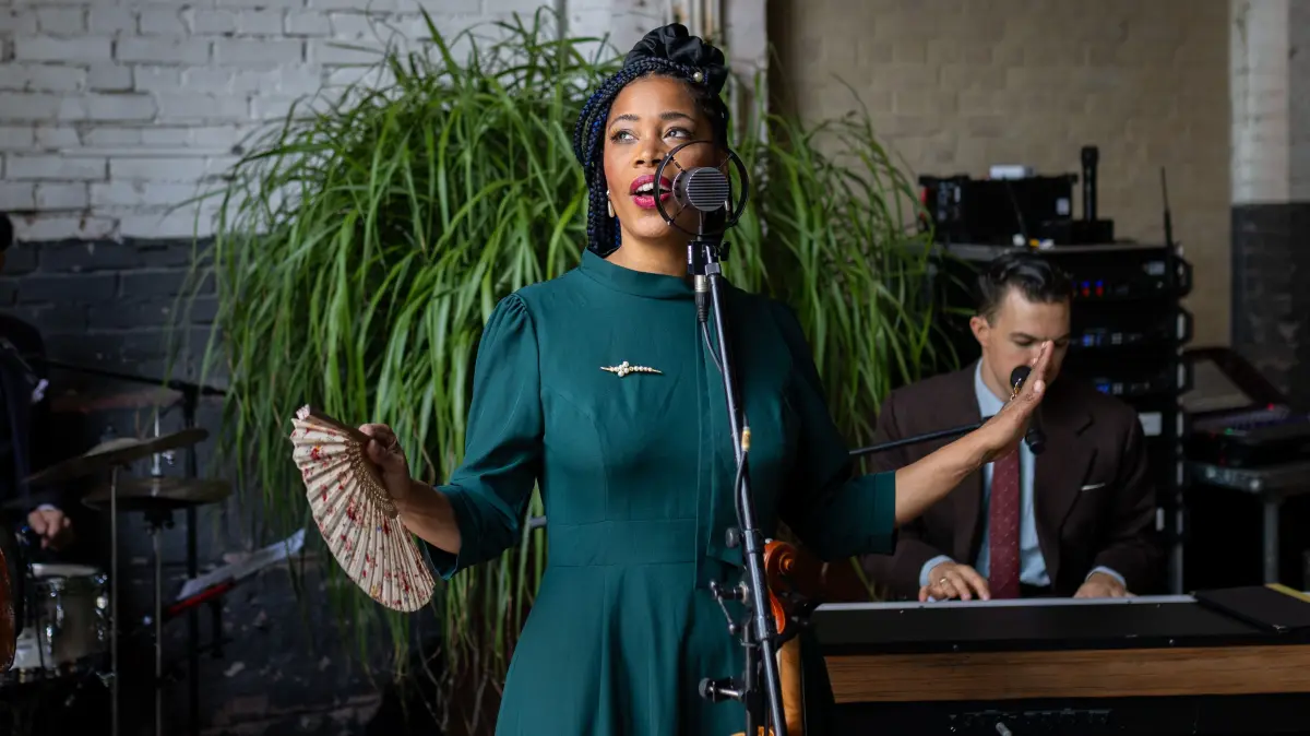 Linda Kyei mit ihrer Swing Combo nach Dürrenmettstetten.