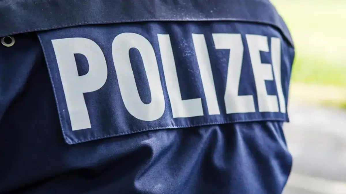 Die Polizei sucht nach Zeugen.