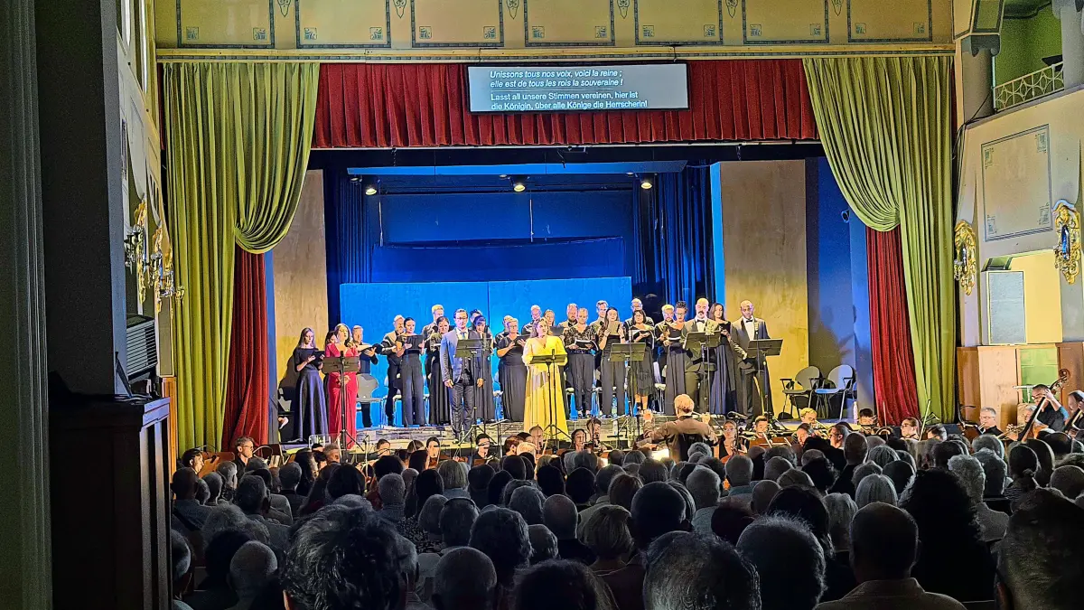 Voll besetzt war das Kurhaus in diesem Sommer wieder bei den Auftritten während des Rossini-Festivals (Archivbild).