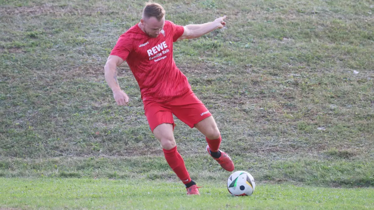 Kevin Haiber
Spieler
1.FC Burladingen
Fussball
Kreisliga A2
Saison 2026/2027