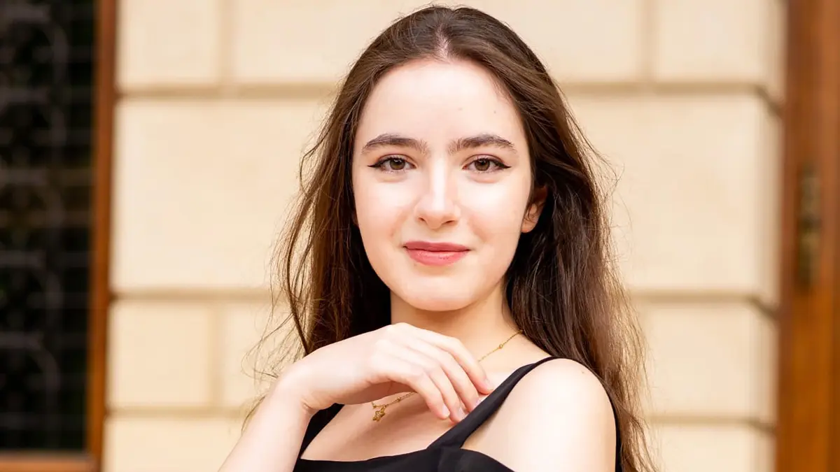 Die junge Pianistin Eva Garet will das Publikum mit dem vierten Klavierkonzert von Beethoven bezaubern.