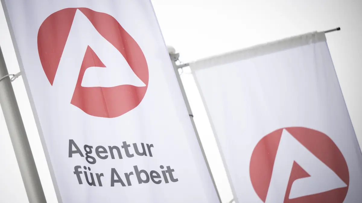 Die Agentur für Arbeit Offenburg stellt die Fallzahlen für September vor.