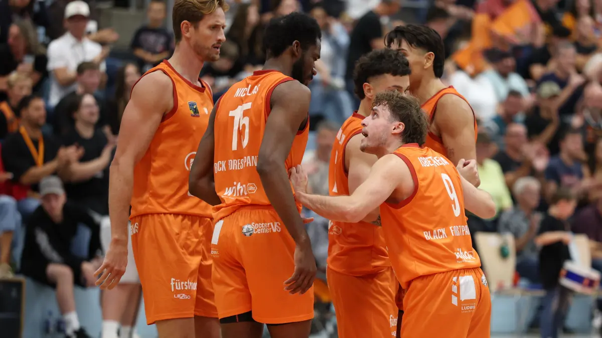 Die Black Forest Panthers wollen auch ihr zweites Saisonspiel vor heimischer Kulisse gewinnen.