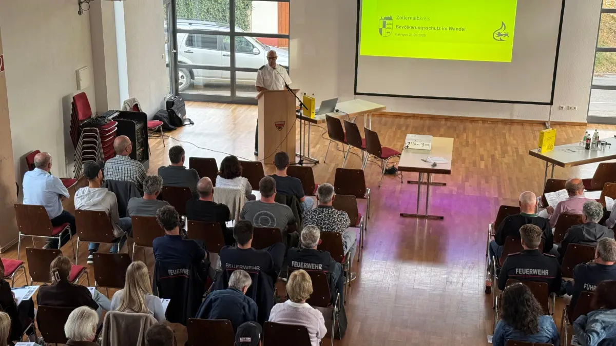 Zahlreiche Vertreter aus Kommunalpolitik, Blaulichtfamilie, Einrichtungen sowie Mitarbeiter der Verwaltungen kamen zur Kick-off-Veranstaltung.