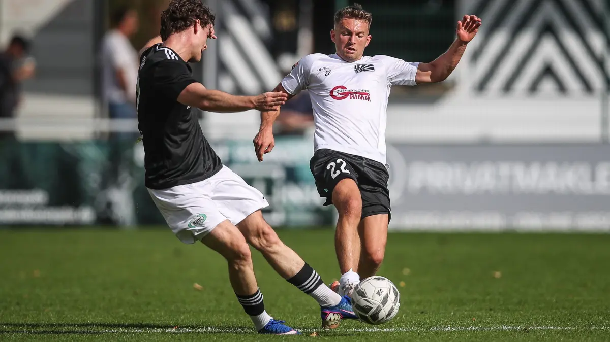 Leon Albrecht (rechts) war wieder ein Aktivposten des FC 08 Villingen.