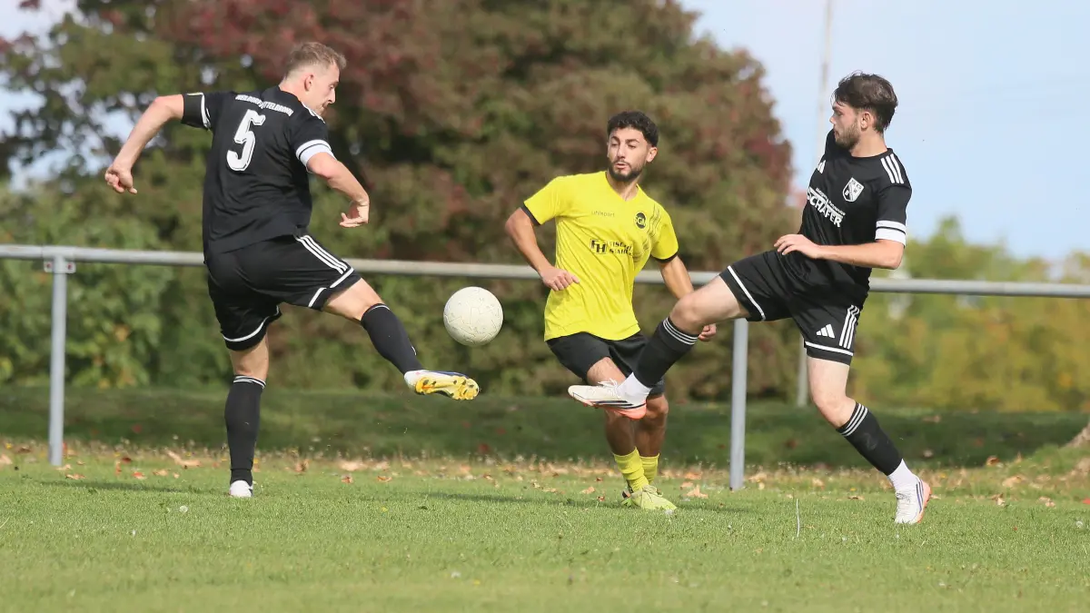 Die SG Weildorf/Bittelbronn setzte sich im Duell der Ex-Bezirksligisten mit 3:2 gegen die SG Schramberg/Sulgen durch und erreichte so das Achtelfinale des Möbel-Fetzer-Bezirkspokals.