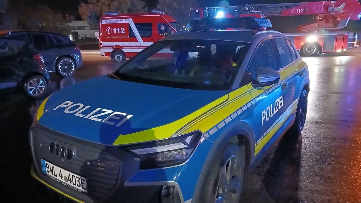 Auch Einsatzkräfte der Polizei waren vor Ort.