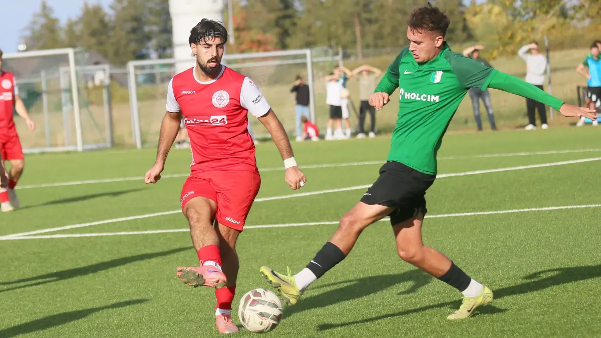 Der SV Dotternhausen zieht mit einem Sieg gegen den Bezirksliga-Rivalen Spvgg Trossingen ins Pokal-Achtelfinale ein.