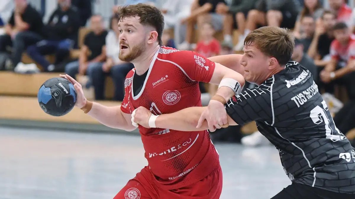 Die SG ERA (am Ball) war in allen Belangen unterlegen.