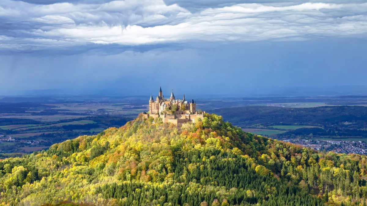 Während der Hohenzollerntage hat auch die Burg Hohenzollern geöffnet.