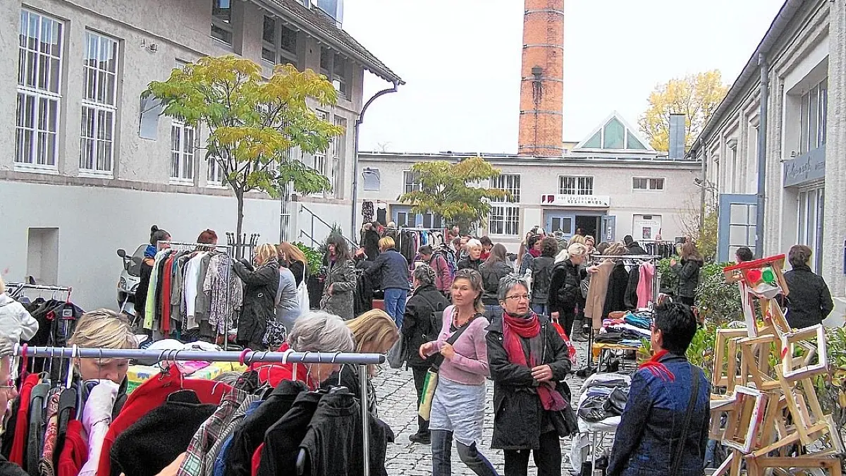 Der Frauenkleidermarkt im Kulturzentrum Kesselhaus findet zum 52. Mal statt.