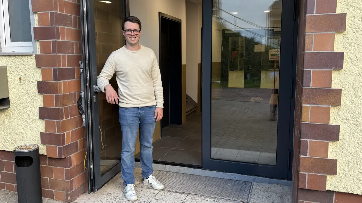 TSV-Vorsitzender Benedikt Molitor freut sich über die nahezu abgeschlossenen Umbauarbeiten.