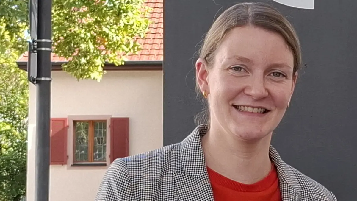 Lea Brecklinghaus ist bei der Bürgerstiftung Lörrach mit für das Sprachförderungsangebot zuständig.