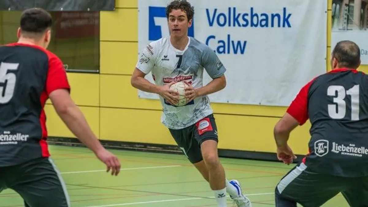 Mit Kai Keller gibt ein HCL-Leistungsträger gegen den TV Ispringen sein Saisondebüt.