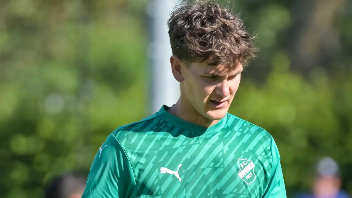Leon Boos (FC Zell, #11)