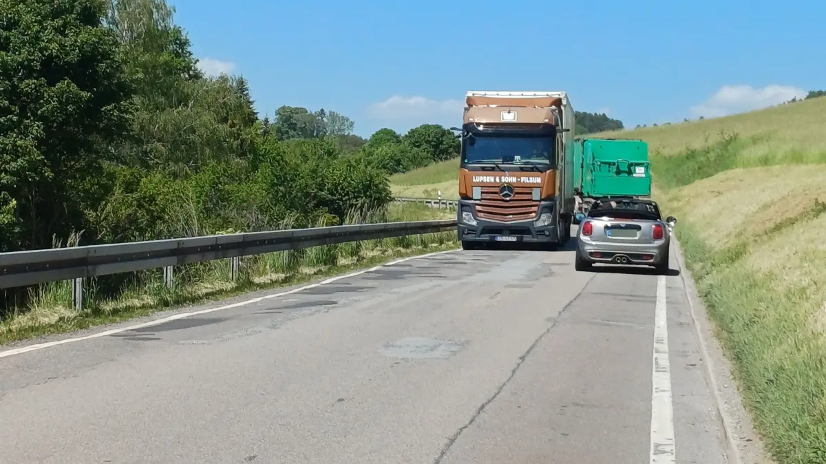 L353 bei Oberschwandorf