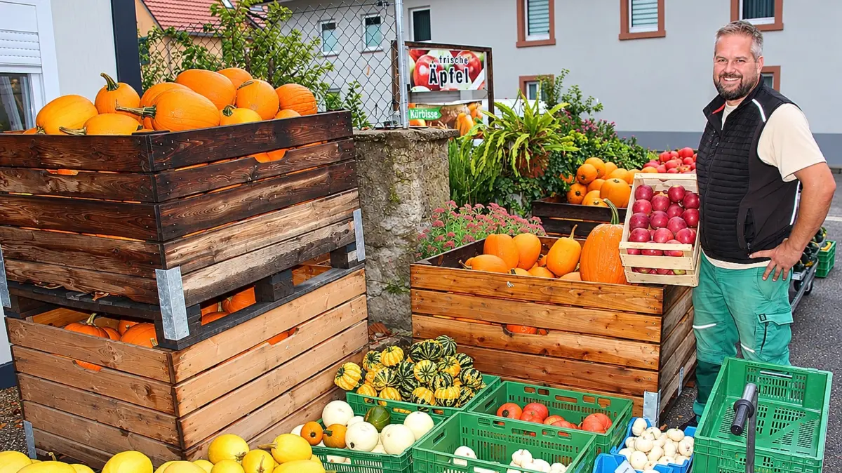 Max Hagin, Obstbaumeister in Haltingen, Vorsitzender der Obstbauregion Süd und Vizepräsident des Landesverbandes Erwerbsobstbau, bilanziert die Obsternte 2026 und schildert die Probleme der Obstbauern.