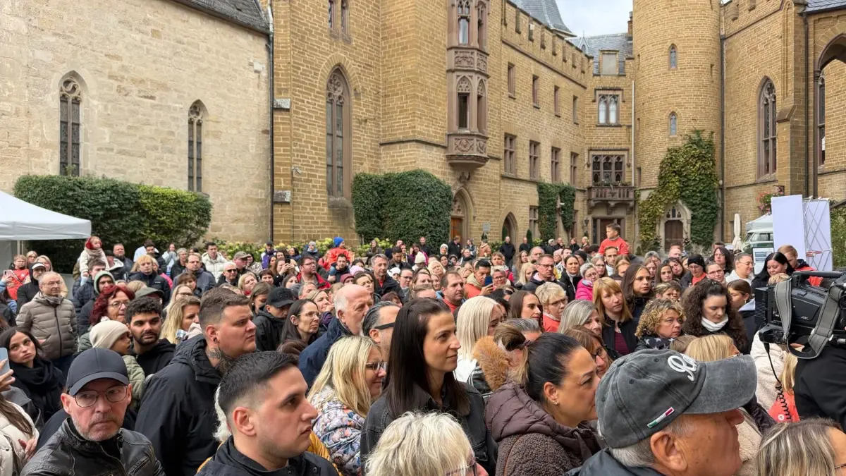 Stefano Zarrella hat sich am Sonntag auf den Weg von der Burg Hohenzollern bis nach Rom gemacht.