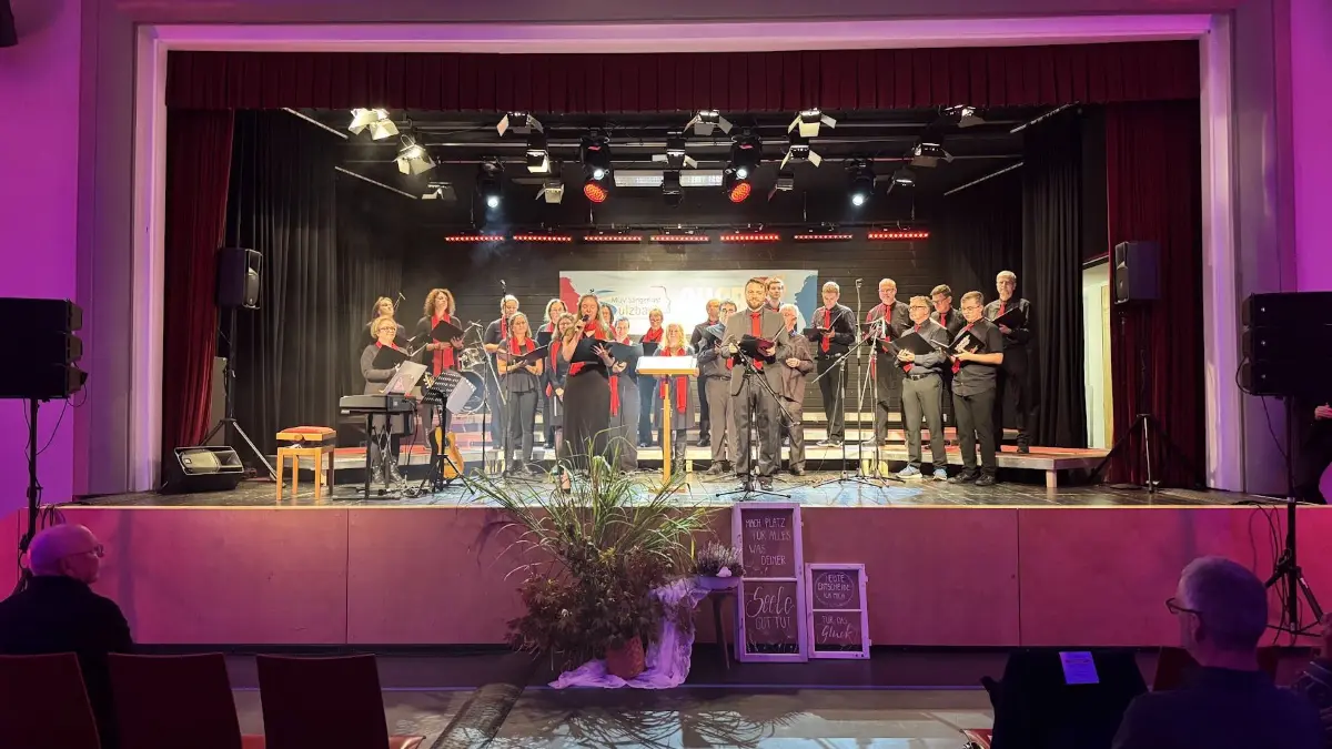 Die Gäste von CanTonus Zuffenhausen im Gemeindezentrum Lauterbach.
