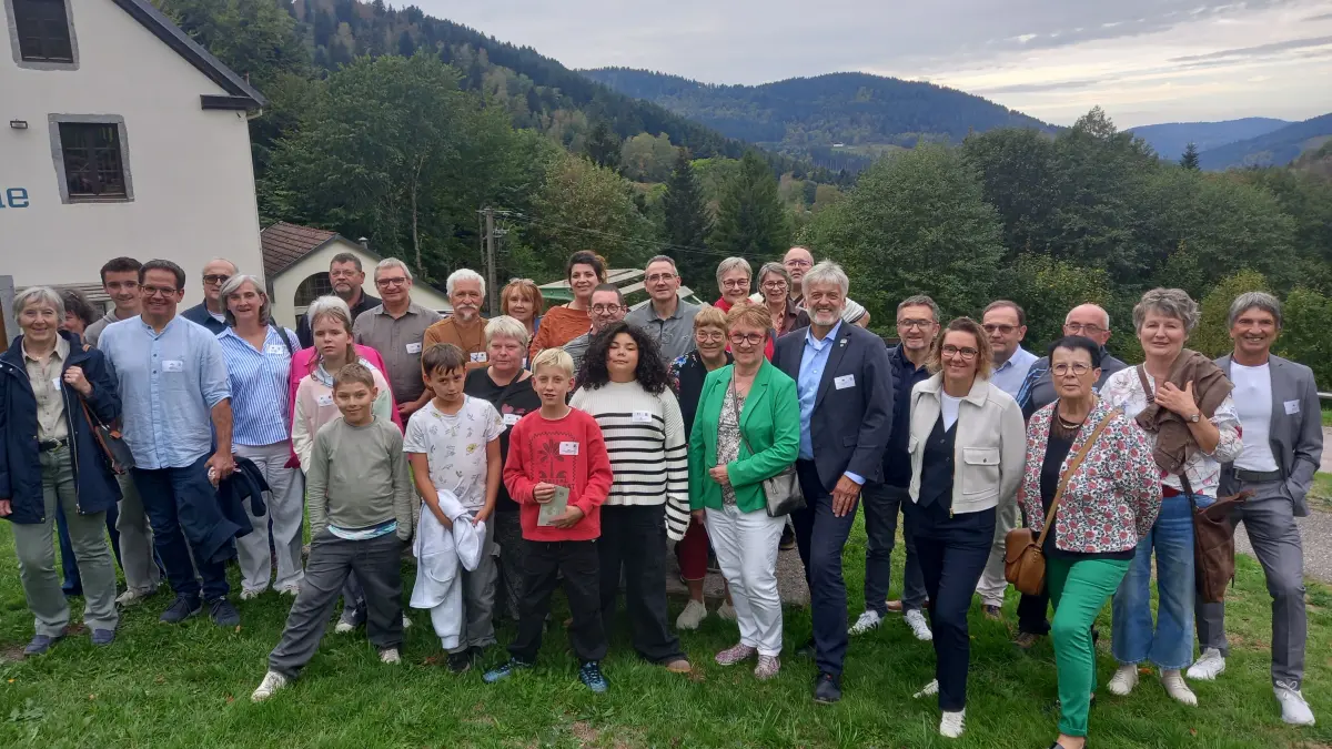 Reisegruppe in Cornimont_