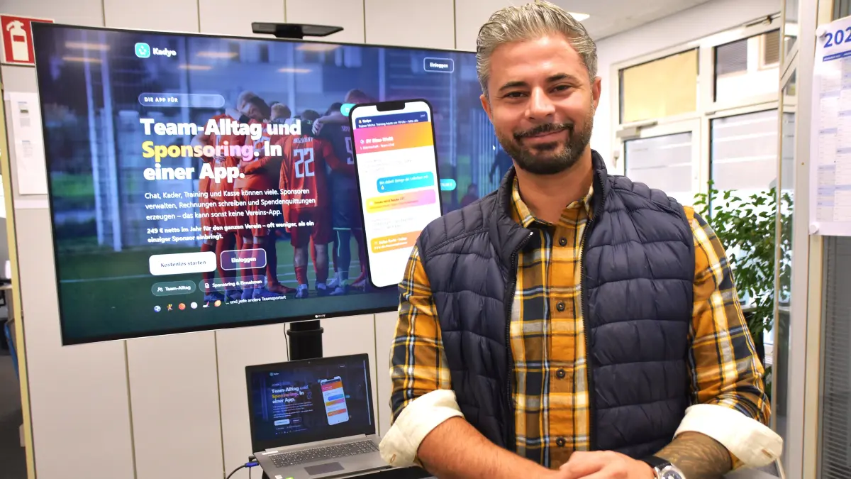 Sinan Demir demonstrierte bei einem Besuch in der LZ-Redaktion seine App auf einem Großbildschirm.