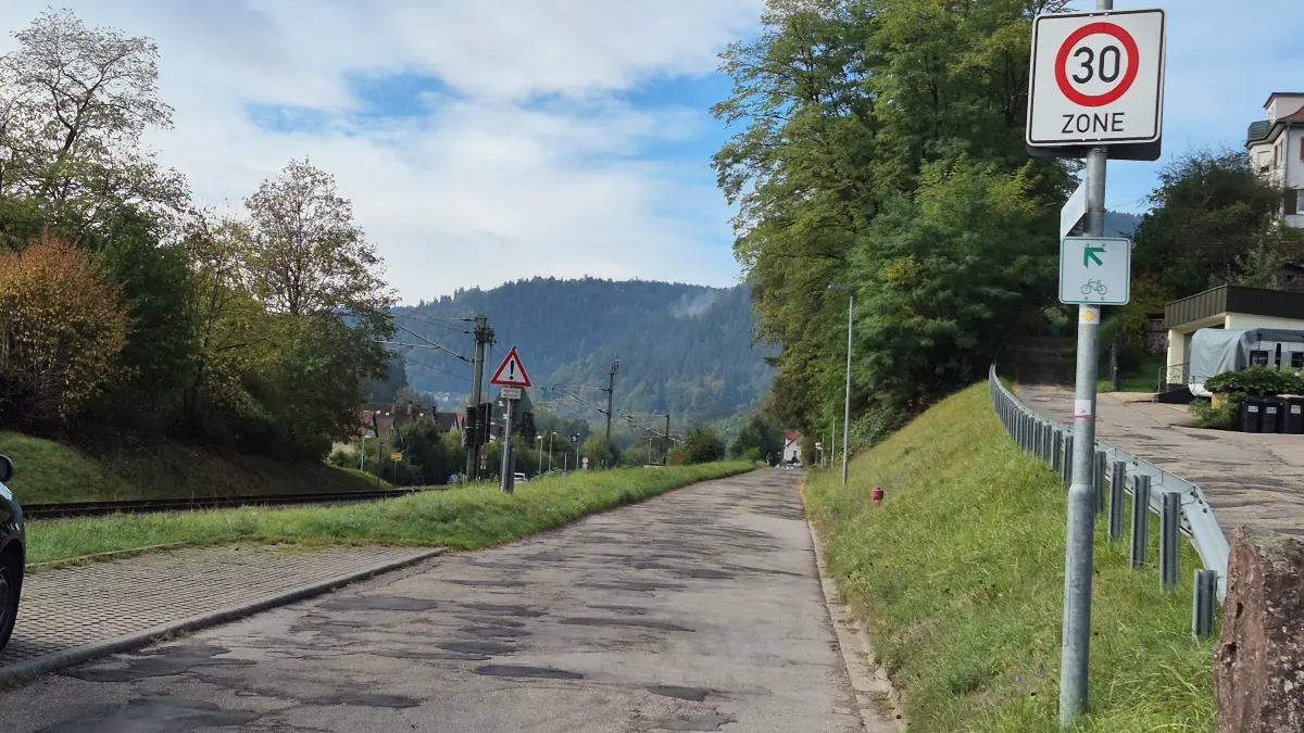 Trotz Tempo 30 wird in der Richard-Wagner-Straße zu schnell gefahren.