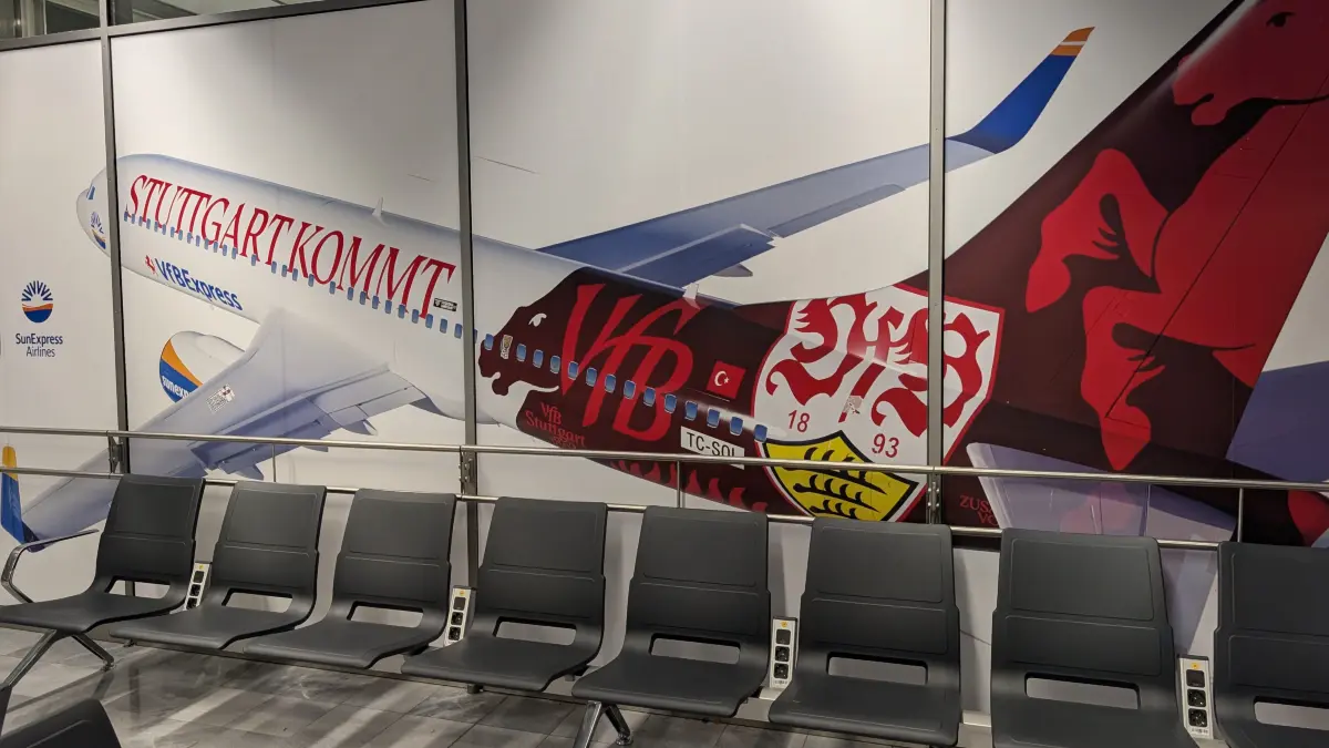 Der VfB hebt an diesem Dienstag Richtung Bratislava ab.