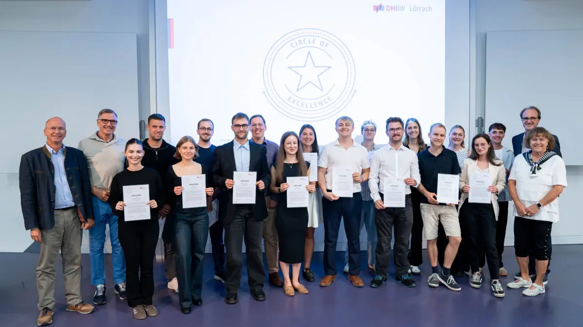 Die Teilnehmer haben das Zusatzprogramm der DHBW Lörrach erfolgreich abgeschlossen.