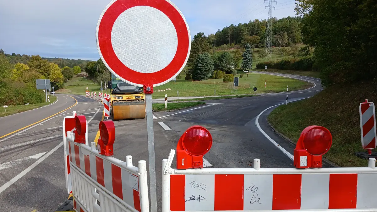 Die Straße zwischen Stammheim und Gechingen ist derzeit gesperrt.