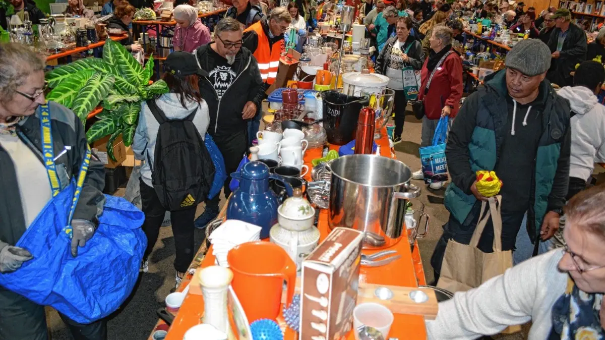 Riesiger Andrang herrschte beim Warentauschtag in der Markthalle.