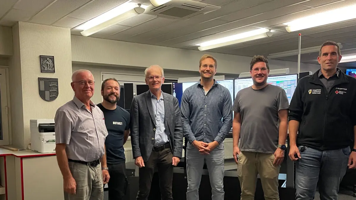 Beim Besuch in der Leitstelle (von links): Gerhard Lay, Michael Lay, Dietmar Foth, Christoph Foth, Stephan Reuß, Markus Haas